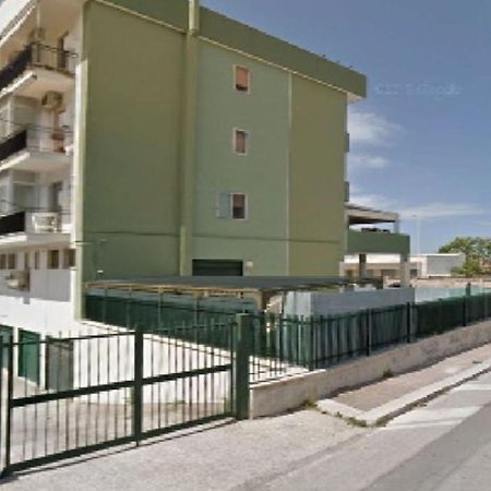 ג'ובינאצו Suite Da Nonno Luigi 100 Metri Dal Mare מראה חיצוני תמונה
