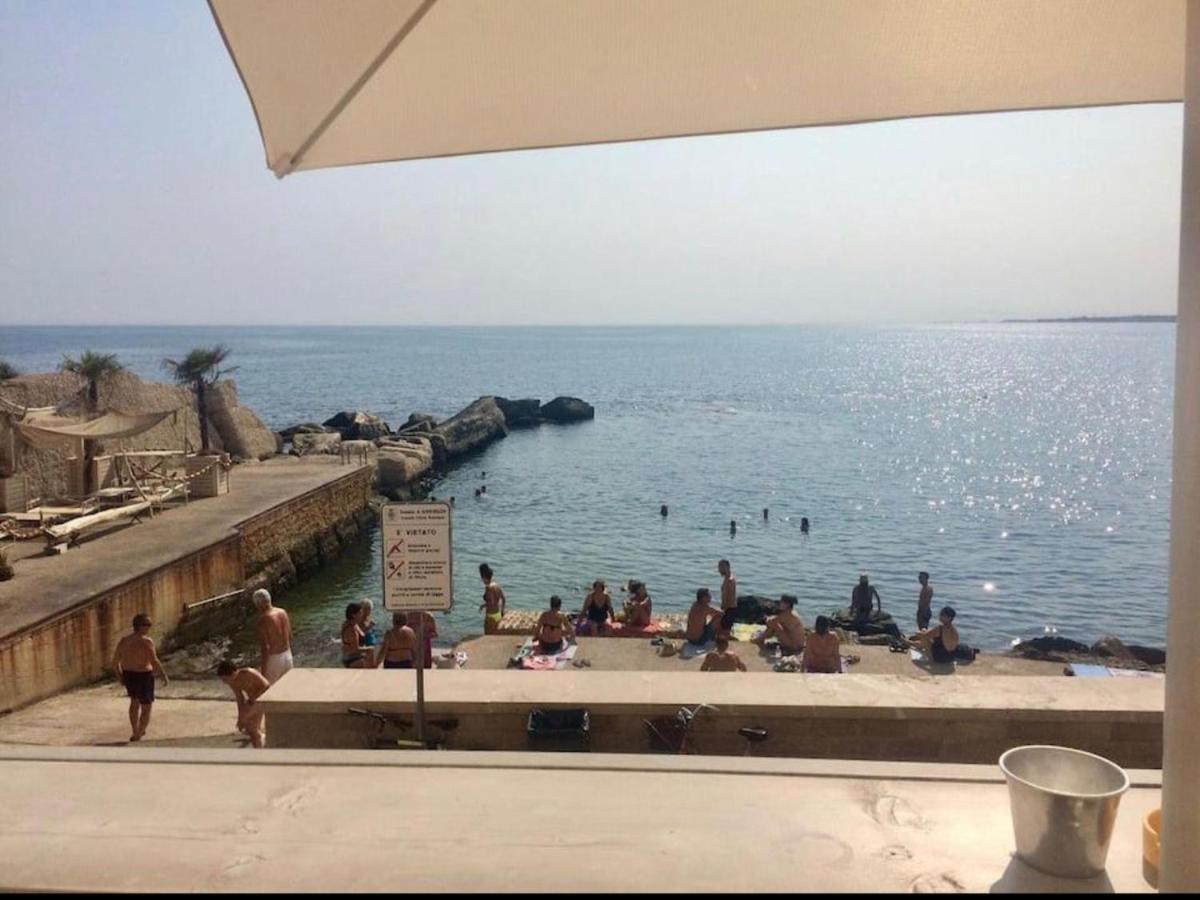 ג'ובינאצו Suite Da Nonno Luigi 100 Metri Dal Mare מראה חיצוני תמונה