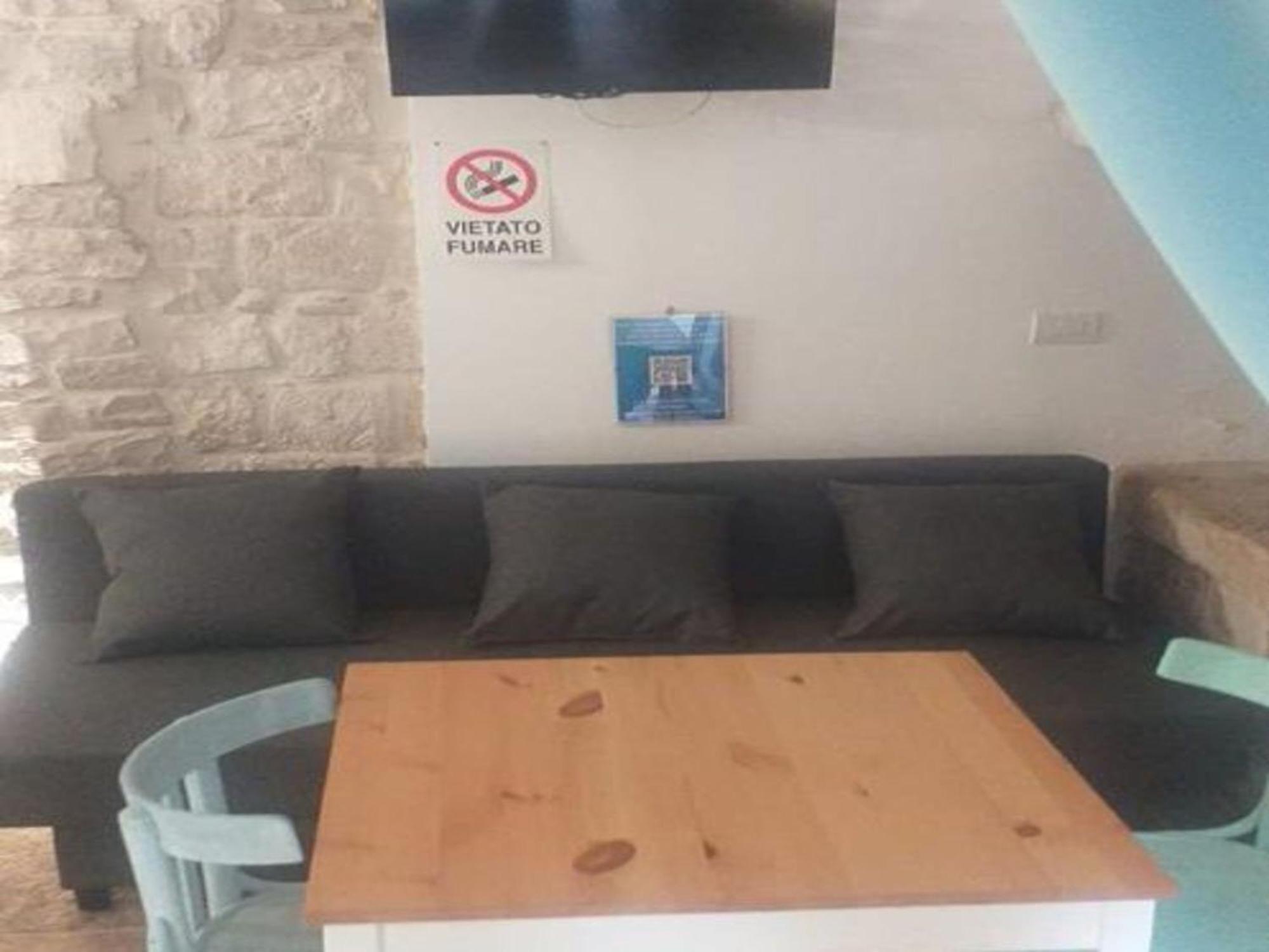 ג'ובינאצו Suite Da Nonno Luigi 100 Metri Dal Mare מראה חיצוני תמונה